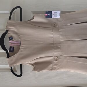 IZOD BRAND GIRLS KAKHI "APPROVED SCHOOL WEAR" JUMPER SIZE 10